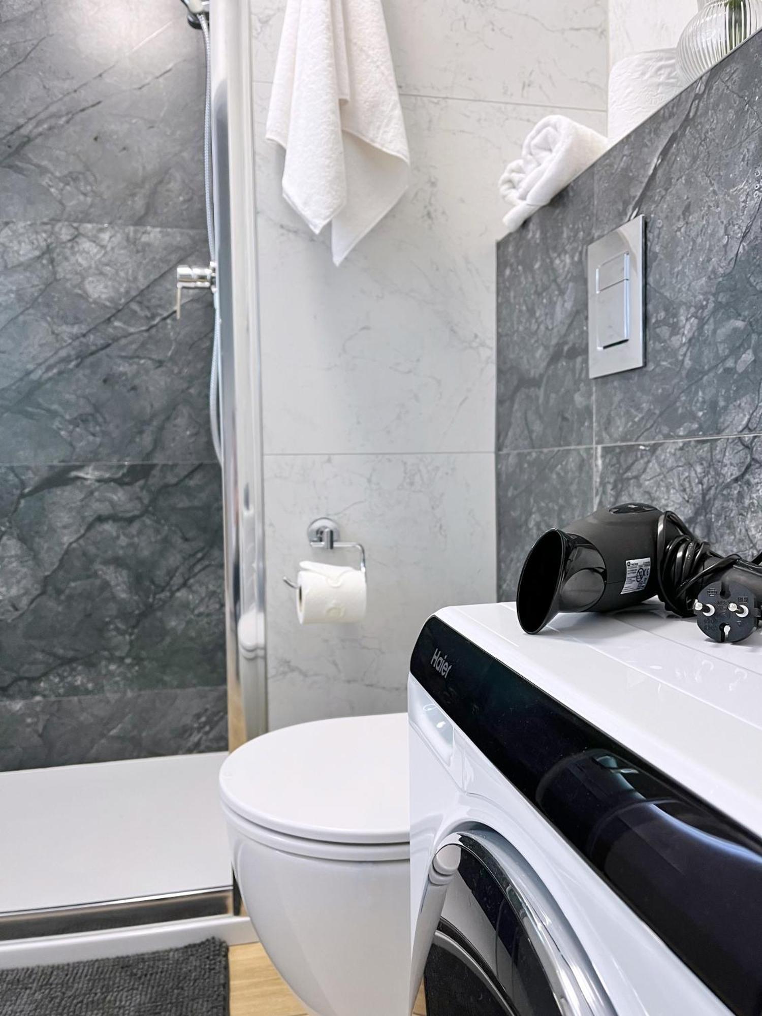 Apartament Zielone Podwale Walbrzych Bagian luar foto