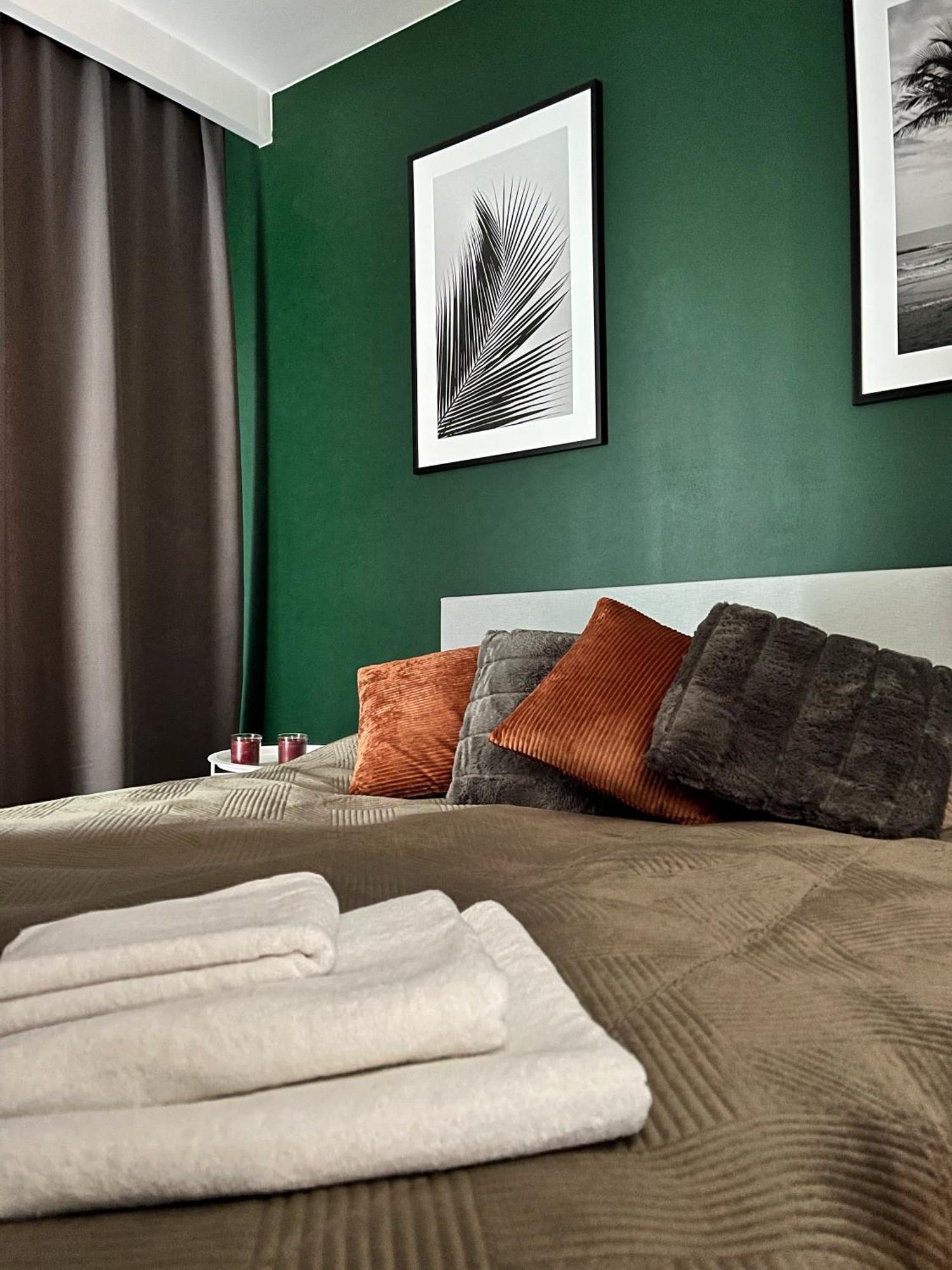 Apartament Zielone Podwale Walbrzych Bagian luar foto