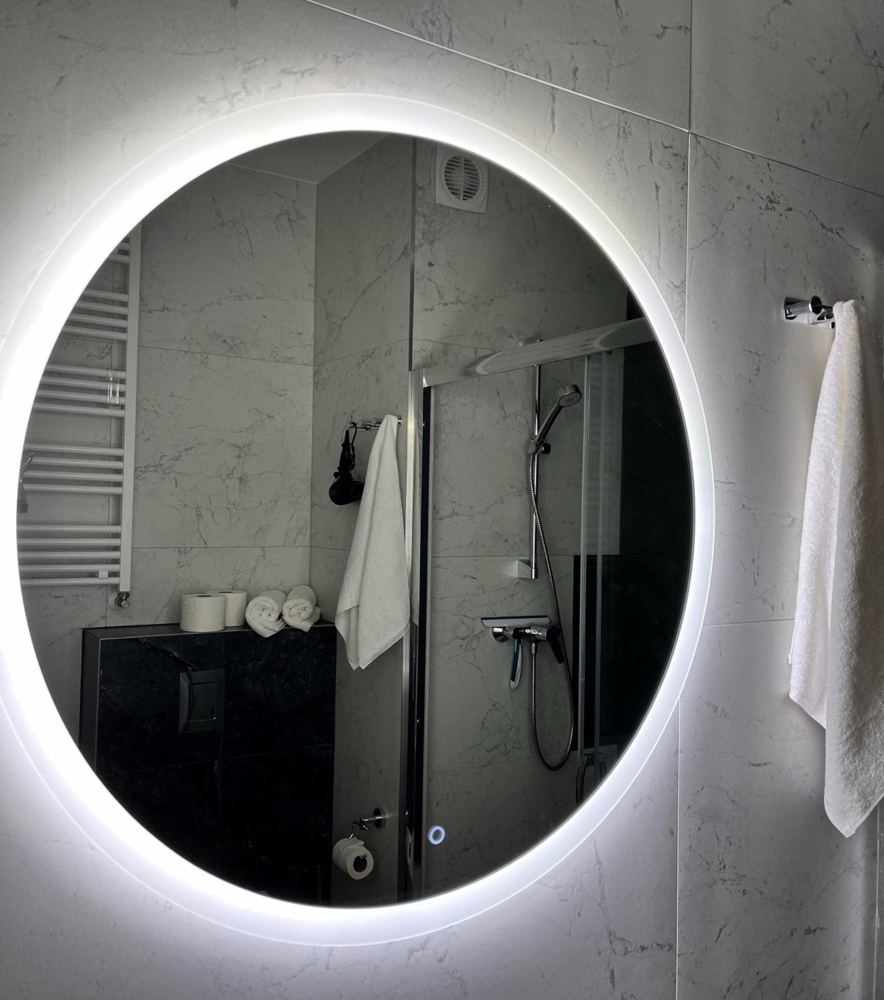 Apartament Zielone Podwale Walbrzych Bagian luar foto