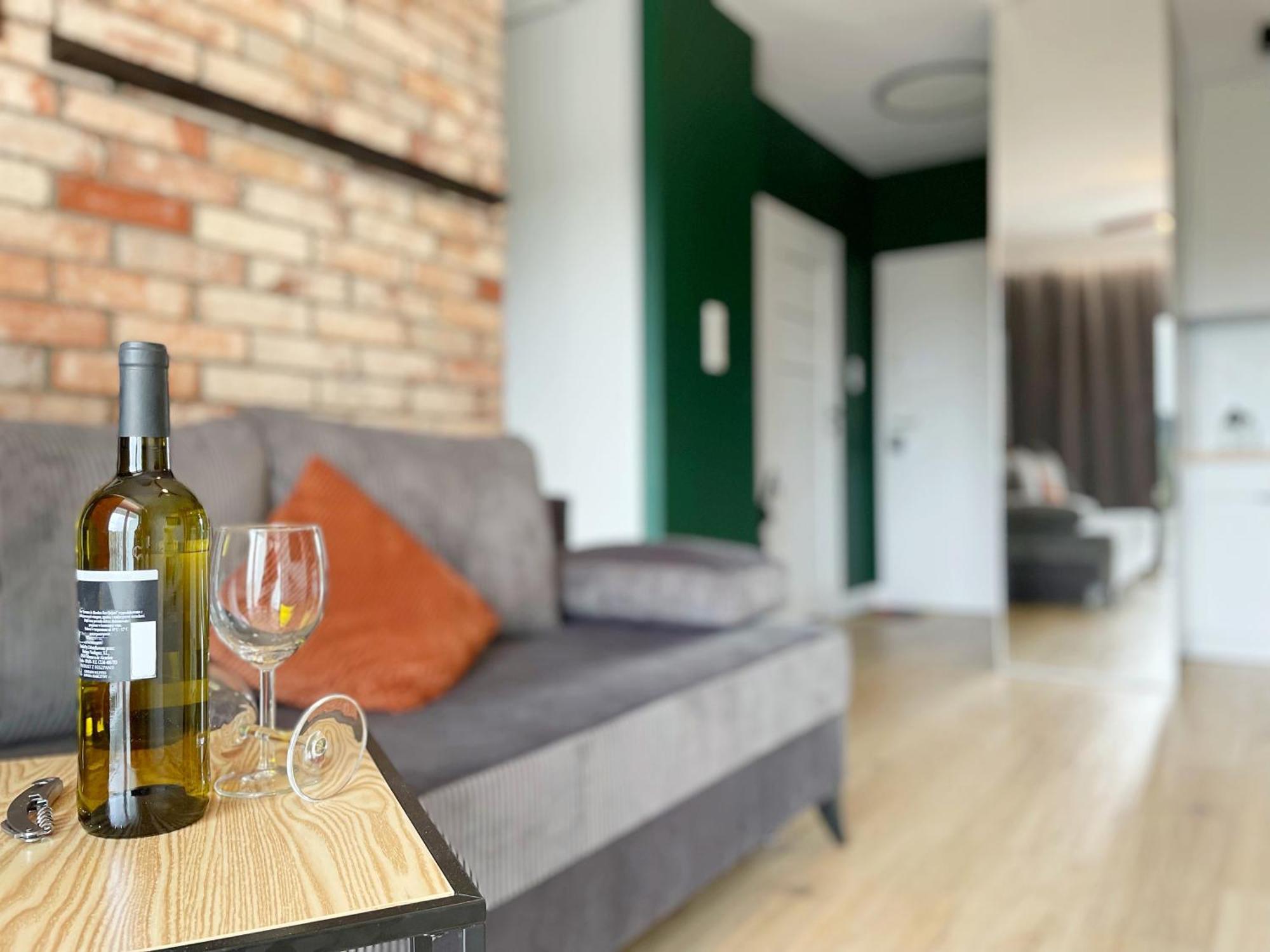Apartament Zielone Podwale Walbrzych Bagian luar foto